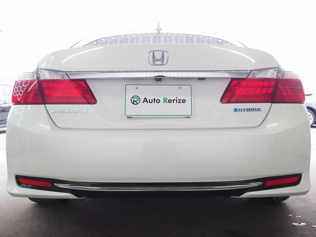 HONDA ACCORD HYBRID 2014 Image 31