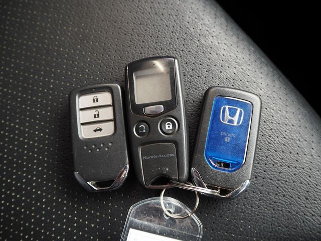 HONDA ACCORD HYBRID 2014 Image 31