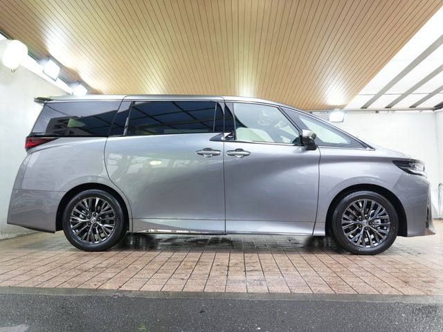 TOYOTA VELLFIRE  HYBRID 2026 Image 31