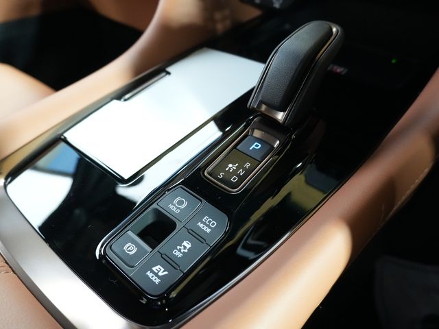 TOYOTA VELLFIRE  HYBRID 2026 Image 31