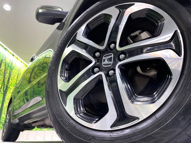 HONDA VEZEL HYBRID 2015 Image 31