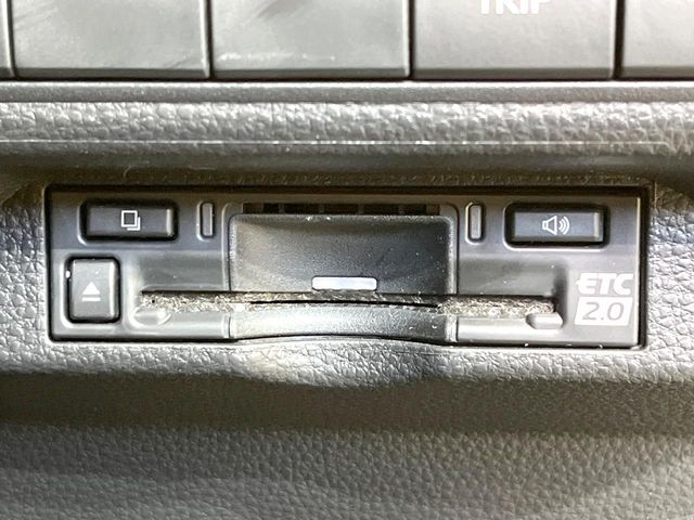 TOYOTA COROLLA TOURING HYBR 2023 Image 31