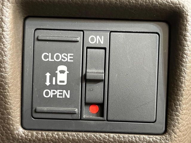 HONDA N BOX 2022 Image 31