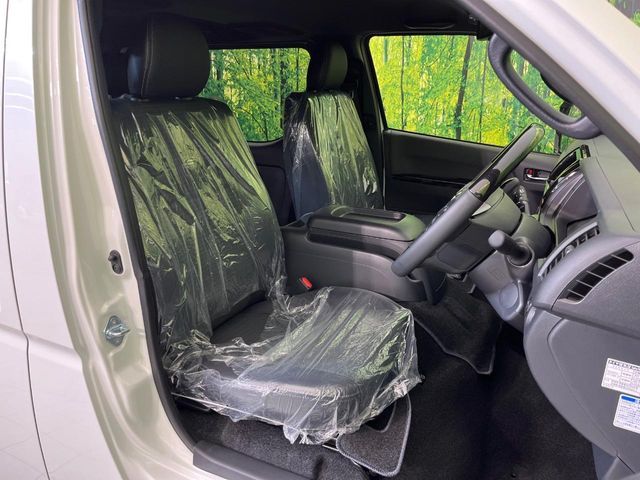 TOYOTA HIACE VAN 2WD 2026 Image 31