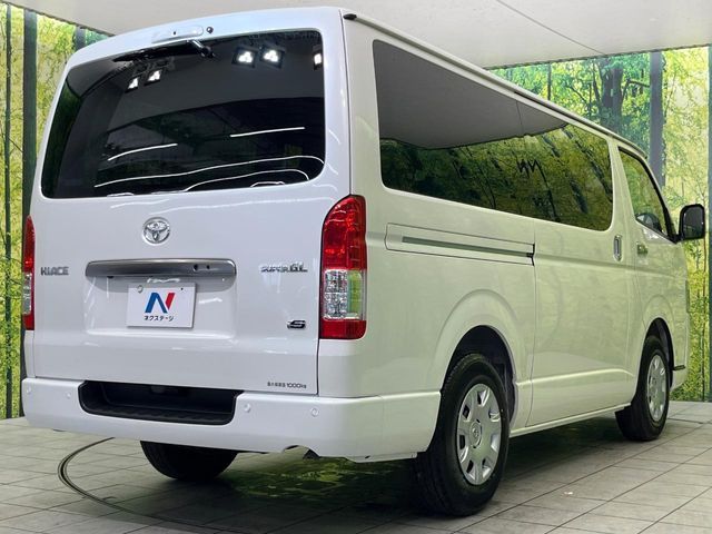 TOYOTA HIACE VAN 2WD 2026 Image 31