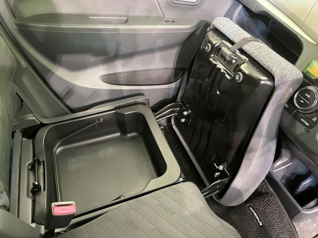 SUZUKI WAGON R 2013 Image 31