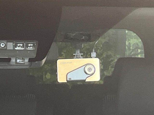 TOYOTA VOXY 2018 Image 31