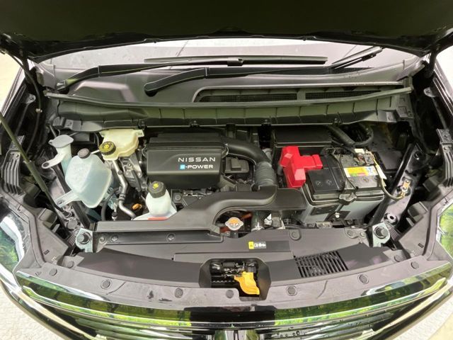 NISSAN SERENA  WG 2023 Image 31