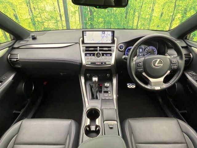 TOYOTA LEXUS NX300H AWD 2018 Image 31
