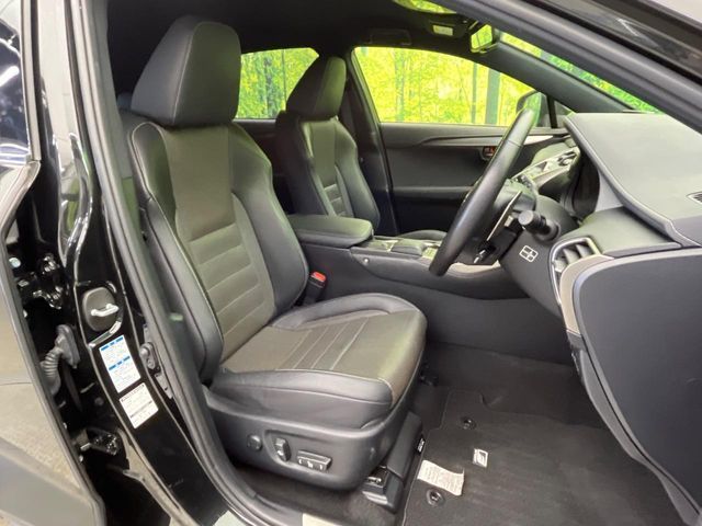 TOYOTA LEXUS NX300H AWD 2018 Image 31