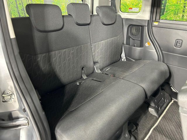 TOYOTA TANK 4WD 2019 Image 31