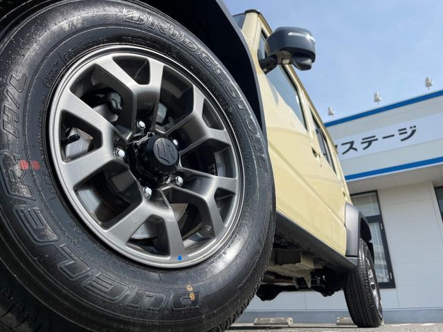 SUZUKI JIMNY NOMADE 2025 Image 31