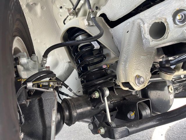 SUZUKI JIMNY NOMADE 2025 Image 31