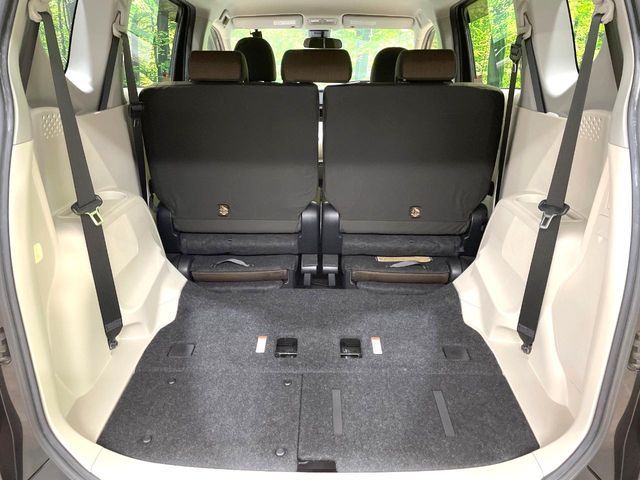 TOYOTA SIENTA HYBRID 2017 Image 31