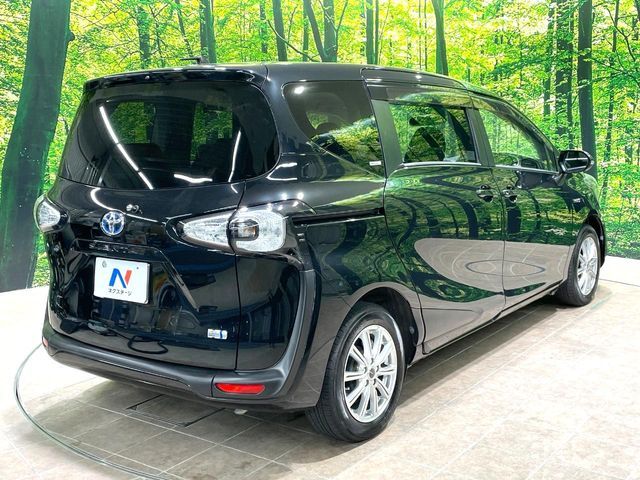 TOYOTA SIENTA HYBRID 2017 Image 31