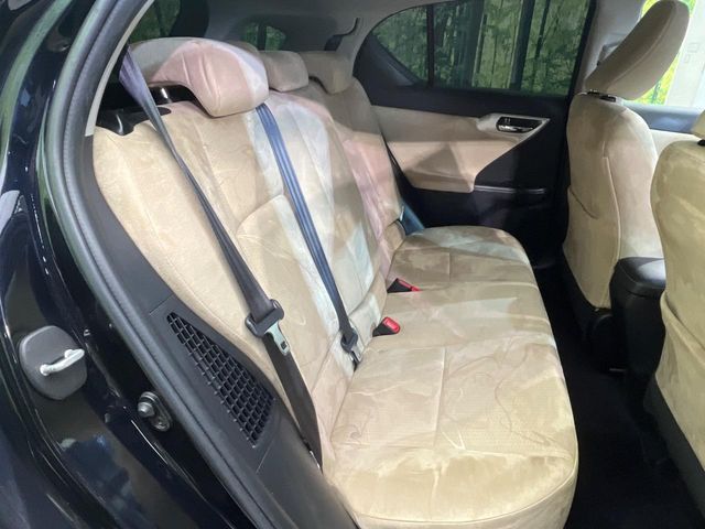 TOYOTA LEXUS CT200H 2012 Image 31