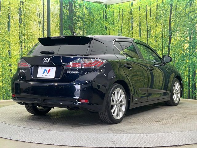 TOYOTA LEXUS CT200H 2012 Image 31