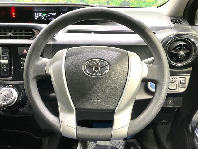 TOYOTA AQUA 2015 Image 31