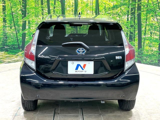 TOYOTA AQUA 2015 Image 31