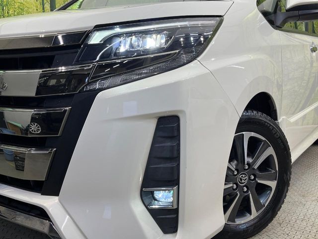 TOYOTA NOAH 4WD 2018 Image 31