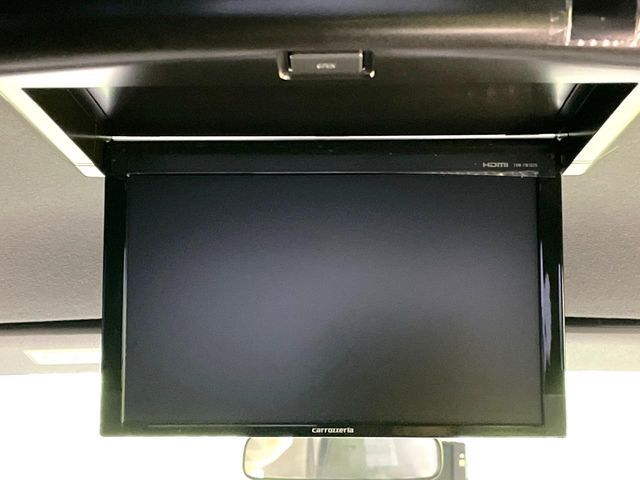 TOYOTA NOAH 2018 Image 31