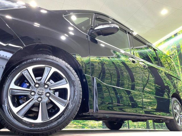 TOYOTA NOAH 2018 Image 31