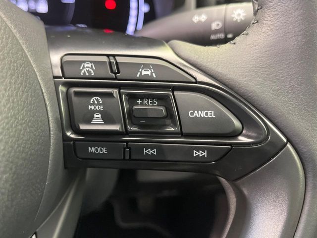 TOYOTA YARIS CROSS HYBRID 2025 Image 31