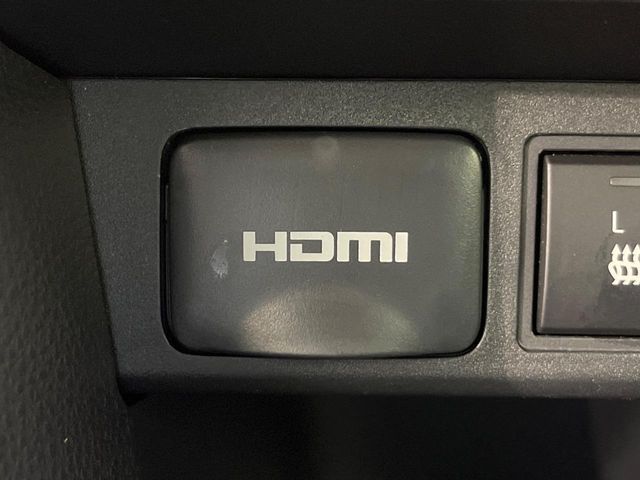 TOYOTA YARIS CROSS HYBRID 2025 Image 31