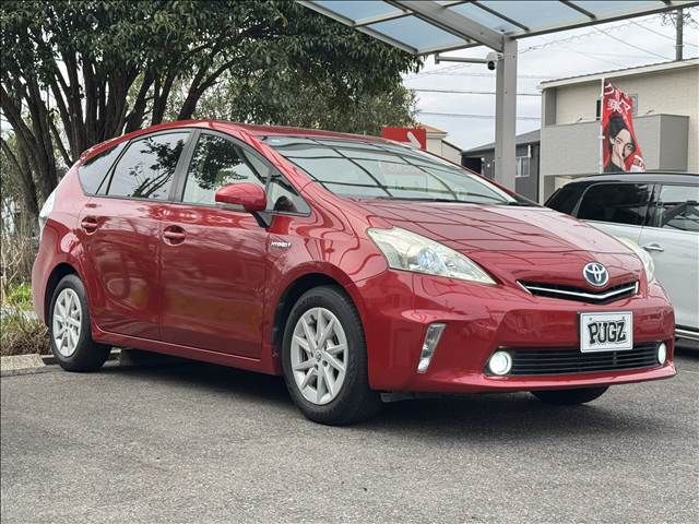 TOYOTA PRIUS ALPHA 2012 Image 31