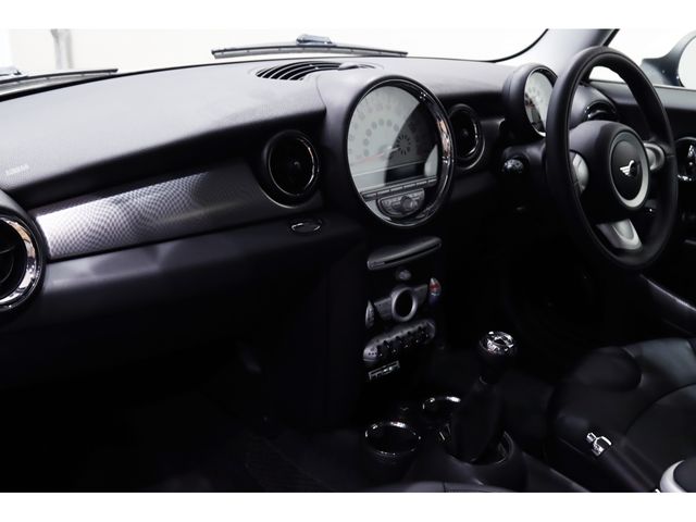 BMW MINI COOPER S 2007 Image 31