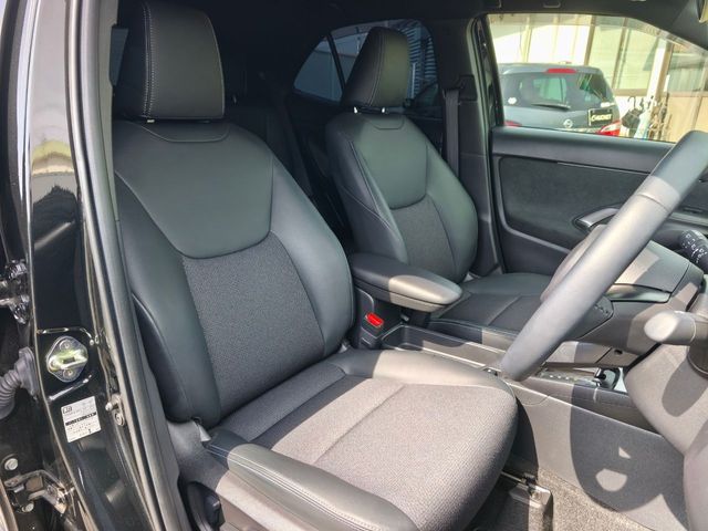 TOYOTA YARIS CROSS HYBRID 2024 Image 31