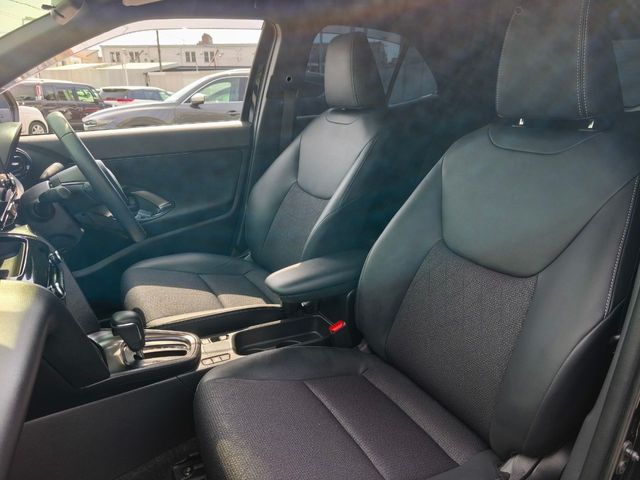 TOYOTA YARIS CROSS HYBRID 2024 Image 31