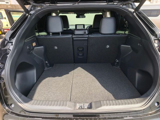 TOYOTA YARIS CROSS HYBRID 2024 Image 31