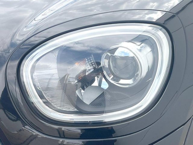 BMW MINI CROSSOVER 2018 Image 31