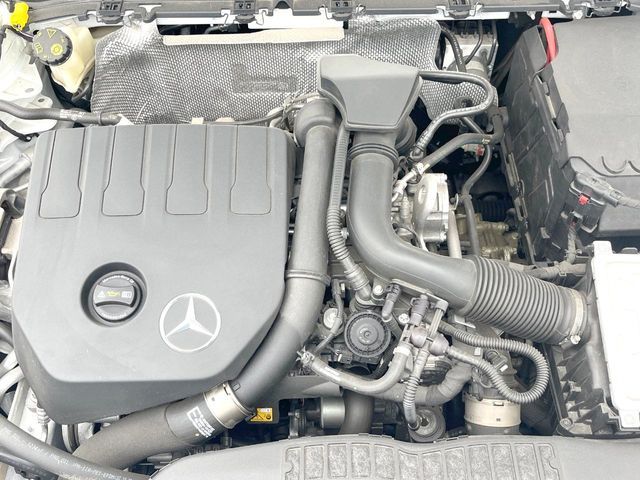 MERCEDES BENZ A CLAS 2020 Image 31