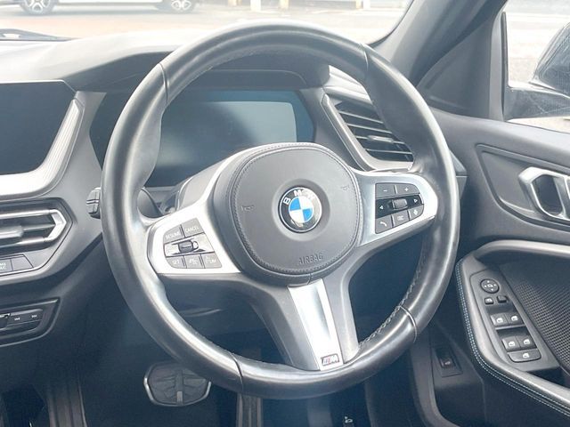 BMW 1SERIES 2021 Image 31
