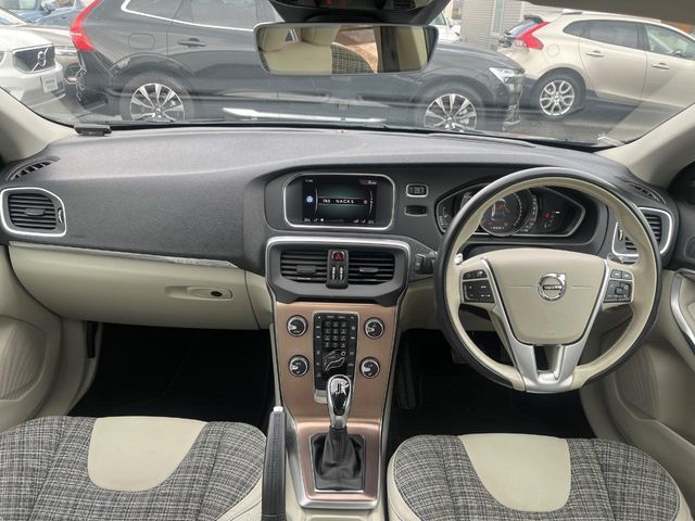 VOLVO V40 CROSS COUN 2019 Image 31