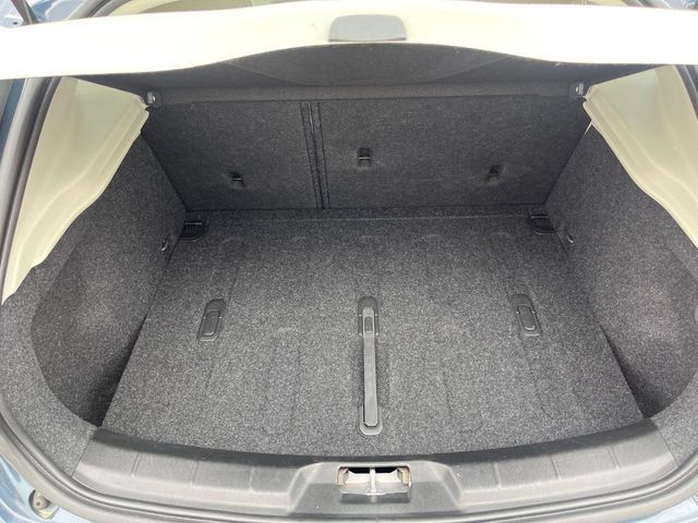 VOLVO V40 CROSS COUN 2019 Image 31