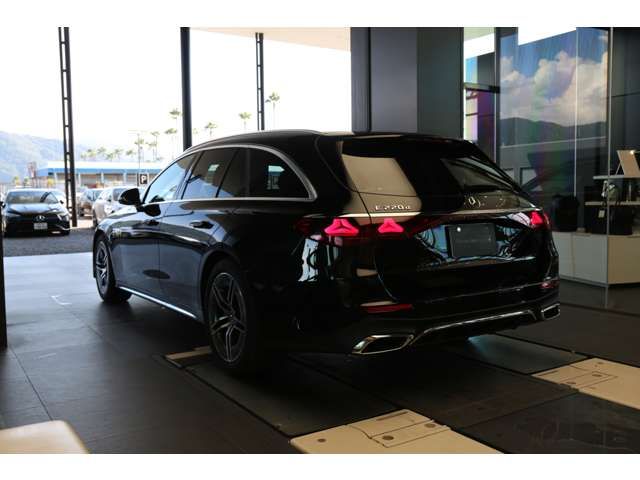 MERCEDES BENZ E CLAS 2024 Image 31