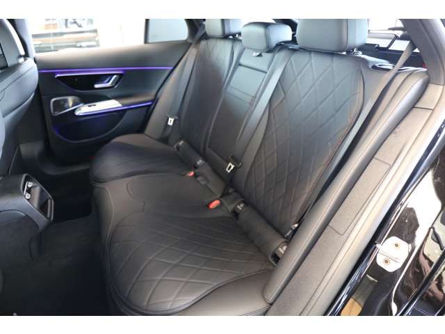 MERCEDES BENZ E CLAS 2024 Image 31