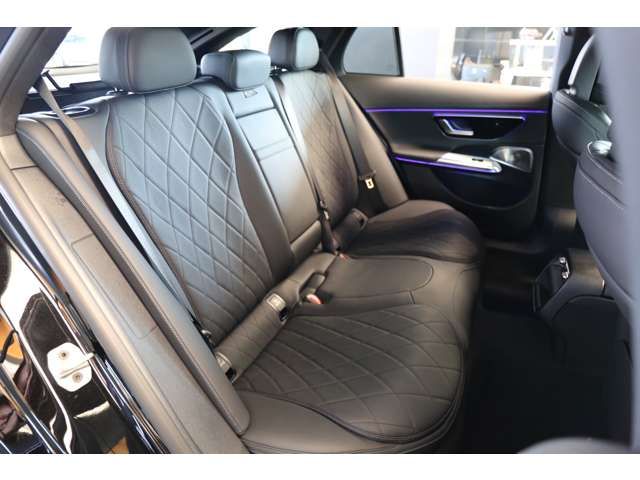 MERCEDES BENZ E CLAS 2024 Image 31