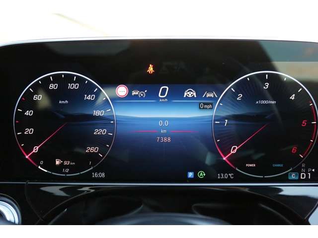 MERCEDES BENZ E CLAS 2024 Image 31