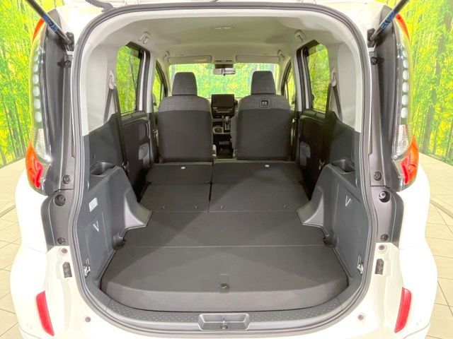 TOYOTA SIENTA HYBRID 2023 Image 31