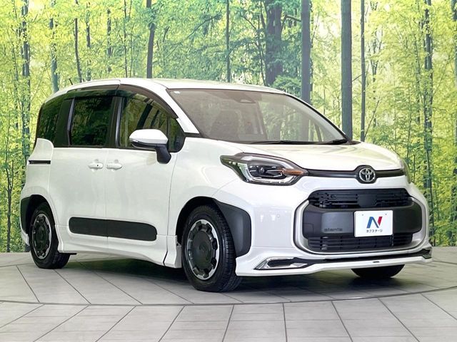 TOYOTA SIENTA HYBRID 2023 Image 31
