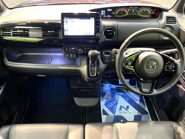 HONDA N BOX 2022 Image 31