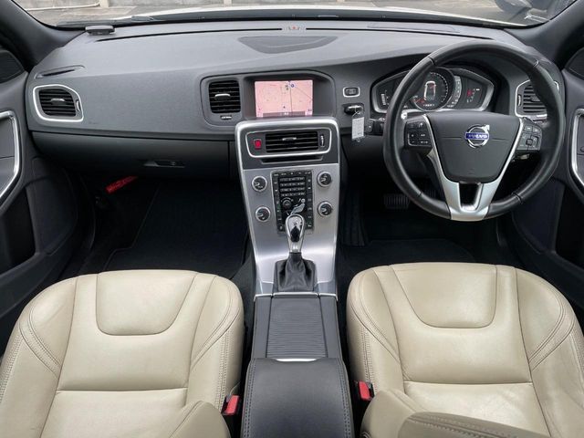 VOLVO S60 2017 Image 31