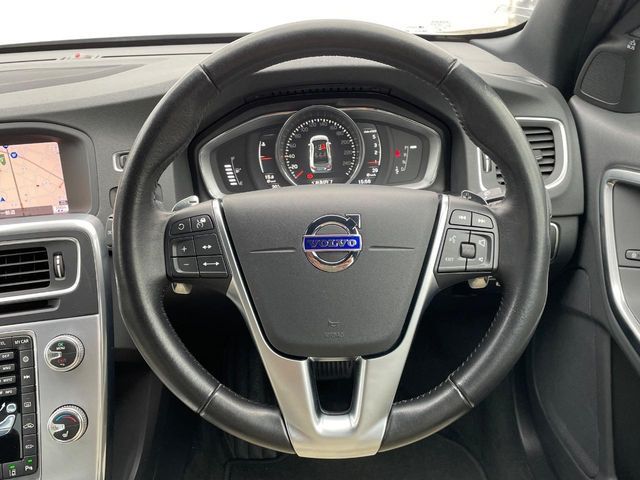 VOLVO S60 2017 Image 31