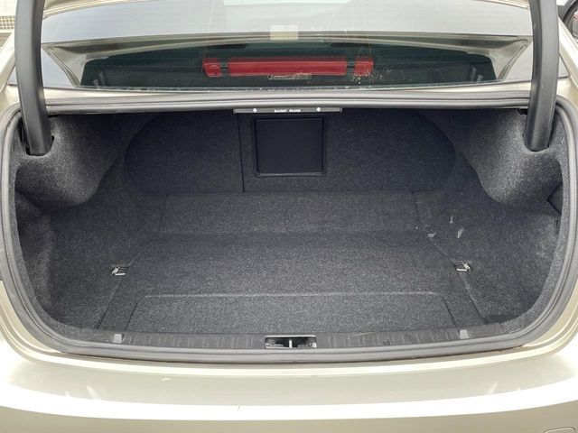 VOLVO S60 2017 Image 31