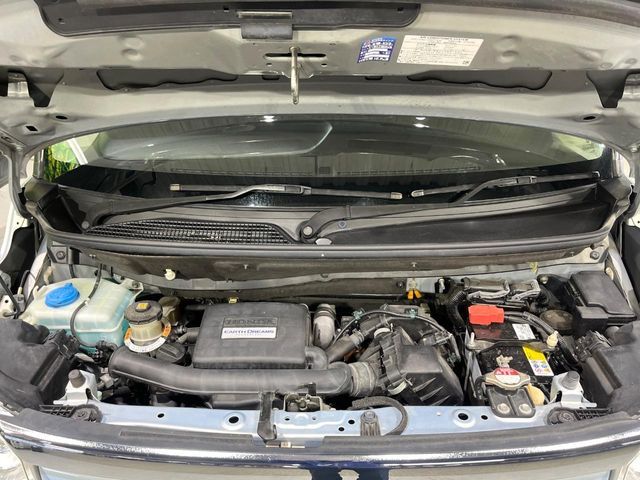 HONDA N BOX 2018 Image 31