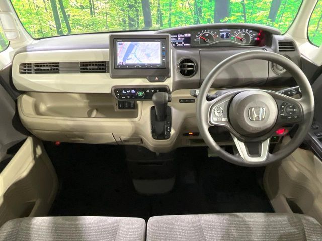 HONDA N BOX 2018 Image 31